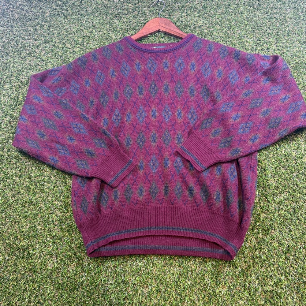 Hunt Club Vintage Argyle Sweater Mens Medium Burgundy Wool Blend Made in Italy